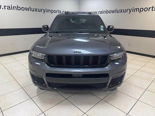 2022 Jeep Grand Cherokee L Laredo