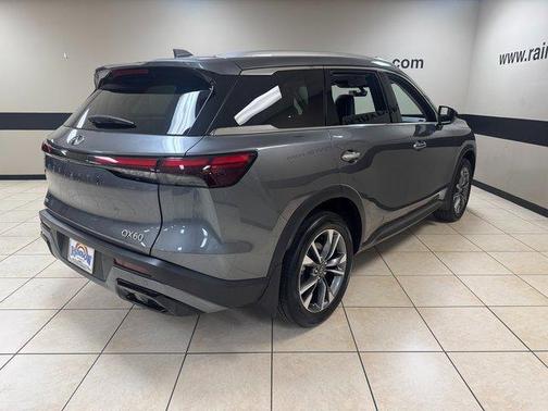 2024 INFINITI QX60 Luxe