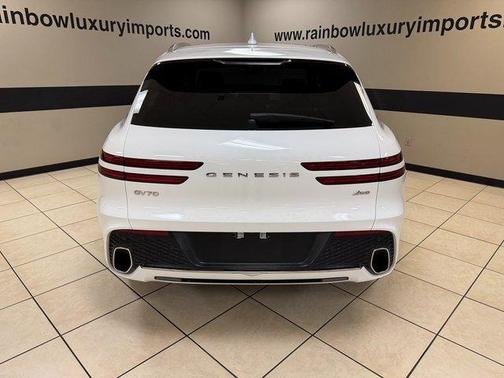 2022 Genesis GV70 2.5T