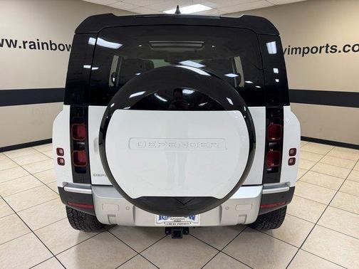 2024 Land Rover Defender P300