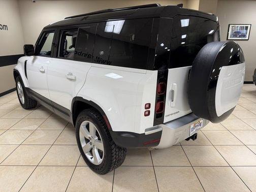 2024 Land Rover Defender P300