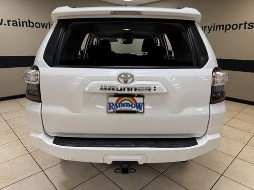 2022 Toyota 4Runner SR5