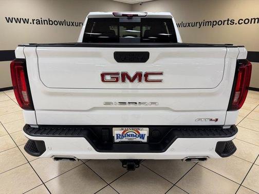 2025 GMC Sierra 1500 AT4