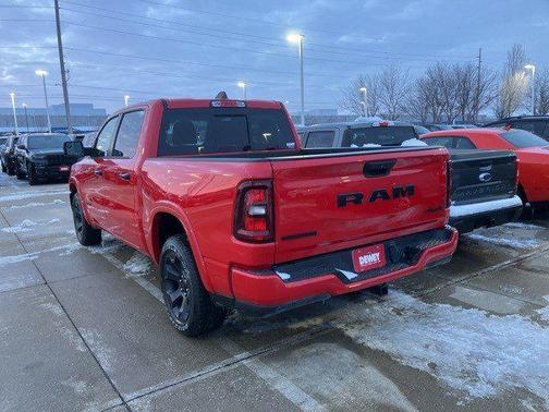 2025 RAM 1500 Big Horn Crew Cab 4x4 57' Box