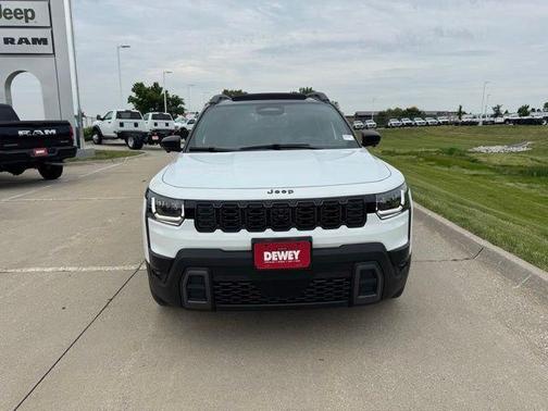 Bright White Clearcoat 2026 Jeep Cherokee Overland
