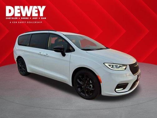 Bright White Clearcoat 2026 Chrysler Pacifica L