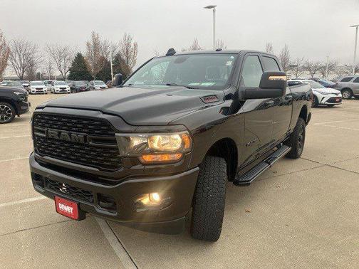 2024 RAM 2500 Big Horn Crew Cab 4x4 64' Box