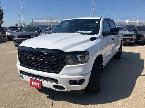 2024 RAM 1500 Big Horn Crew Cab 4x4 57' Box