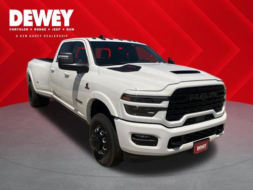Bright White Clearcoat 2026 RAM 3500 Limited Crew Cab 4x4 8' Box