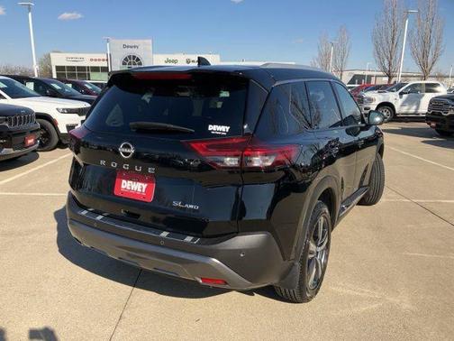 Super Black 2023 Nissan Rogue SL