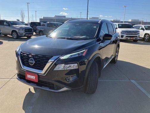 Super Black 2023 Nissan Rogue SL