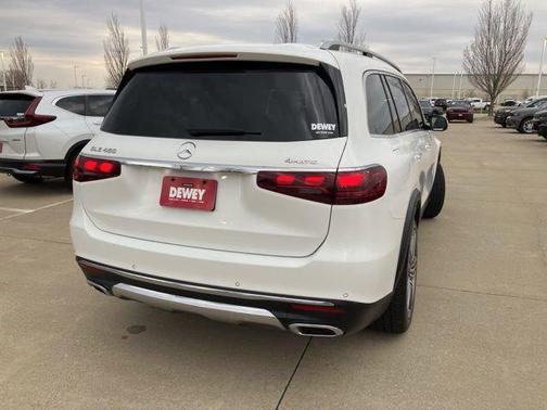 White 2025 Mercedes-Benz GLS 450 4MATIC