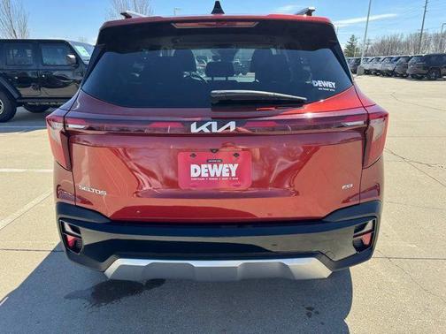 Mars Orange 2024 Kia Seltos S