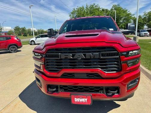 Molten Red Pearlcoat 2026 RAM 2500 Black Express Crew Cab 4x4 6'4' Box