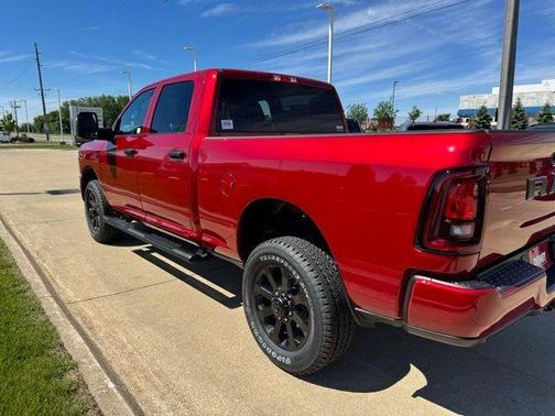 Molten Red Pearlcoat 2026 RAM 2500 Black Express Crew Cab 4x4 6'4' Box