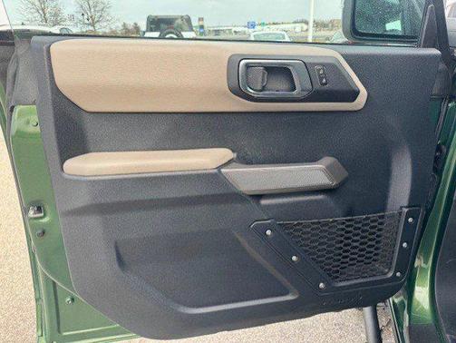 Eruption Green Metallic 2023 Ford Bronco Wildtrak