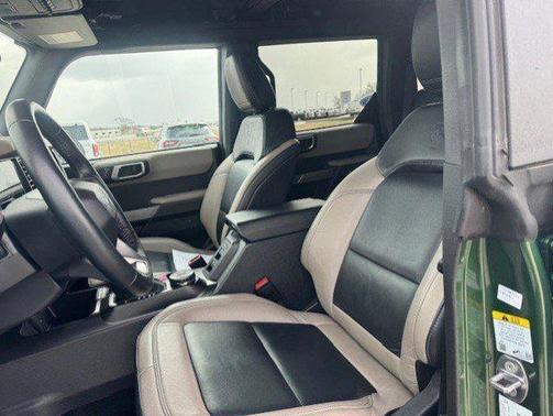 Eruption Green Metallic 2023 Ford Bronco Wildtrak