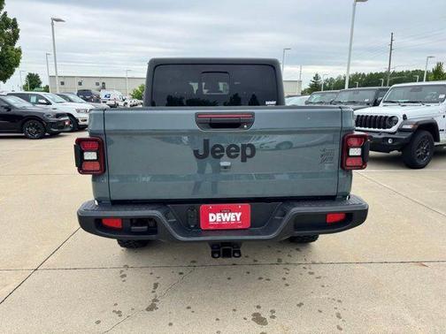 Anvil Clearcoat 2026 Jeep Gladiator Willys 4x4