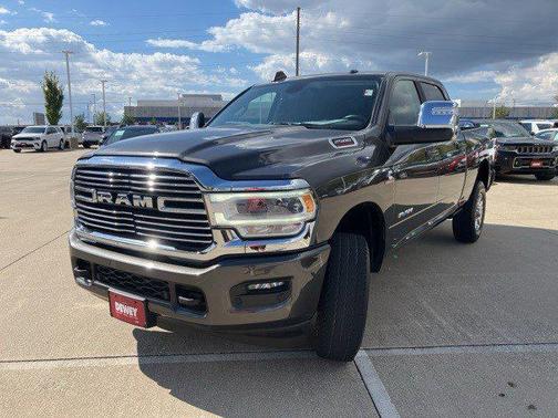 2024 RAM 2500 Laramie Crew Cab 4x4 64' Box