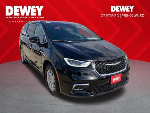 Diamond Black Crystal Pearlcoat 2025 Chrysler Pacifica L