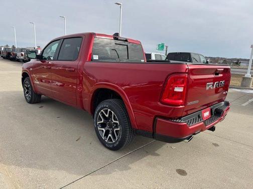 Molten Red Pearlcoat 2026 RAM 1500 Laramie