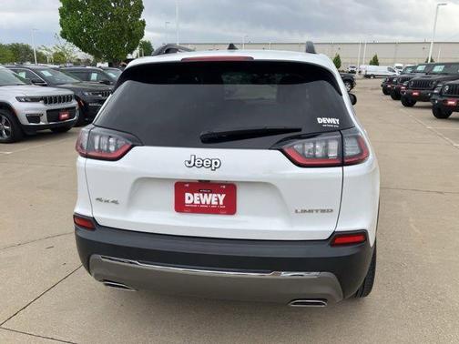 Bright White Clearcoat 2022 Jeep Cherokee Limited