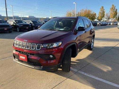 2022 Jeep Compass Latitude Lux 4x4