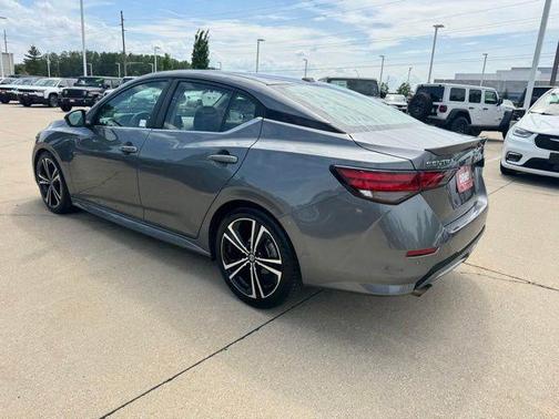 Gun Metallic 2020 Nissan Sentra SR