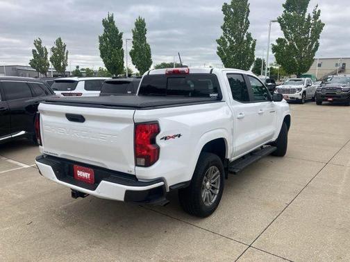 Summit White 2023 Chevrolet Colorado LT