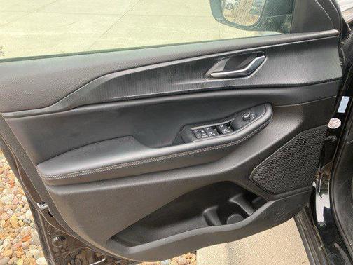 2024 Jeep Grand Cherokee L Altitude 4x4