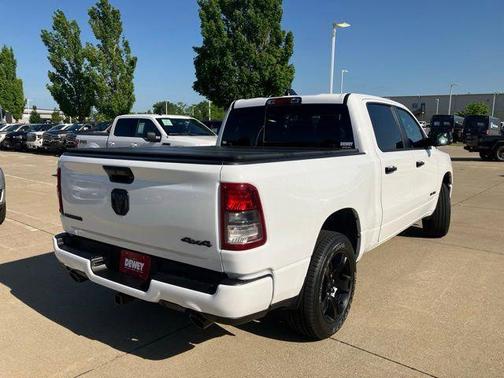 Bright White Clearcoat 2024 RAM 1500 Big Horn/Lone Star