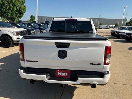 Bright White Clearcoat 2024 RAM 1500 Big Horn/Lone Star