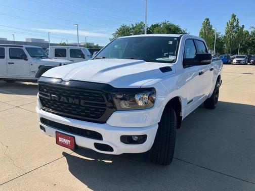 Bright White Clearcoat 2024 RAM 1500 Big Horn/Lone Star