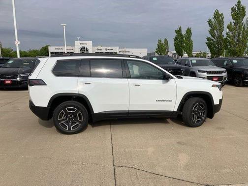 Bright White Clearcoat 2026 Jeep Cherokee Limited