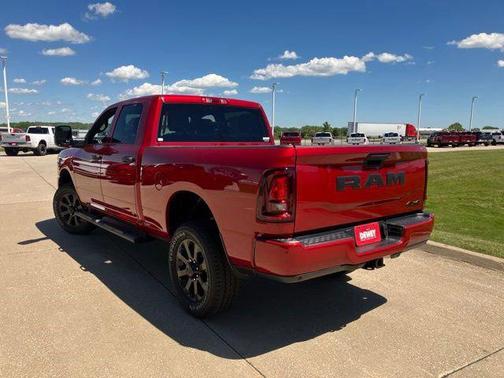 Molten Red Pearlcoat 2026 RAM 2500 Black Express Crew Cab 4x4 6'4' Box