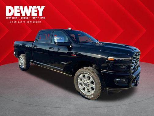 Diamond Black Crystal Pearlcoat 2026 RAM 2500 Laramie