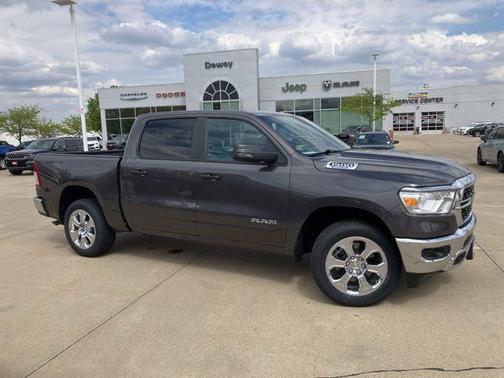 Granite Crystal Metallic Clearcoat 2023 RAM 1500 Big Horn/Lone Star