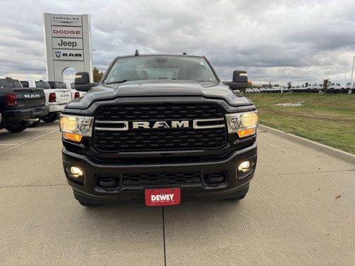 2024 RAM 2500 Big Horn Crew Cab 4x4 64' Box