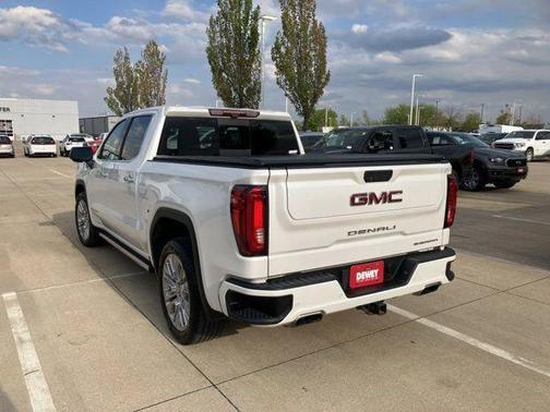 White Frost Tricoat 2021 GMC Sierra 1500 Denali