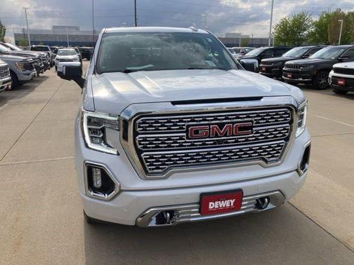 White Frost Tricoat 2021 GMC Sierra 1500 Denali