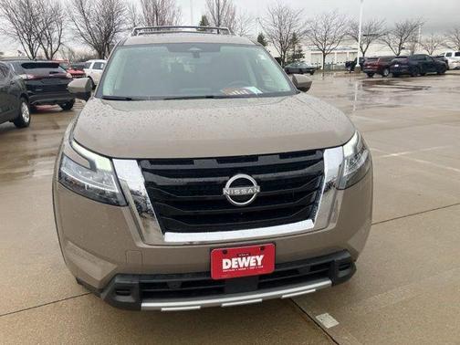 Baja Storm 2024 Nissan Pathfinder Platinum 4WD