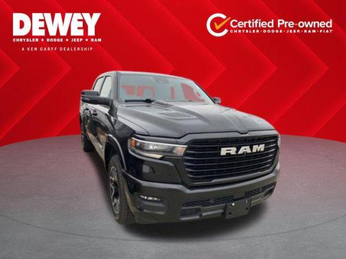 Diamond Black Crystal Pearlcoat 2025 RAM 1500 Laramie