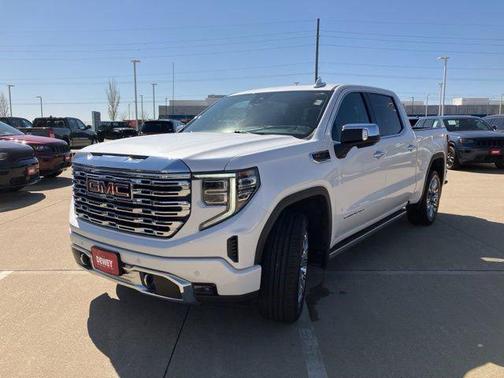 White Frost Tricoat 2023 GMC Sierra 1500 Denali