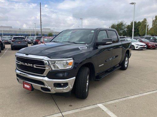 2021 RAM 1500 Big Horn Crew Cab 4x4 57' Box