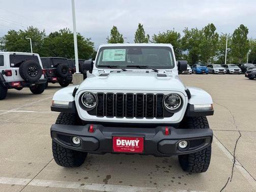Bright White Clearcoat 2026 Jeep Gladiator Rubicon