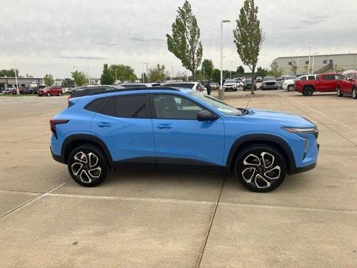Fountain Blue 2024 Chevrolet Trax FWD 2RS