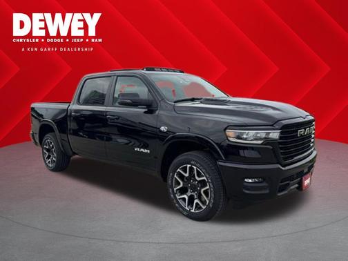 Diamond Black Crystal Pearlcoat 2026 RAM 1500 Laramie