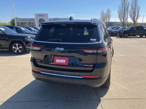 Diamond Black Crystal Pearlcoat 2024 Jeep Grand Cherokee L Limited