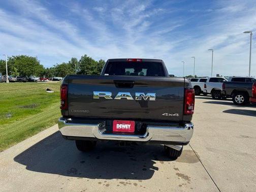 Granite Crystal Metallic Clearcoat 2026 RAM 2500 Big Horn Crew Cab 4x4 6'4' Box