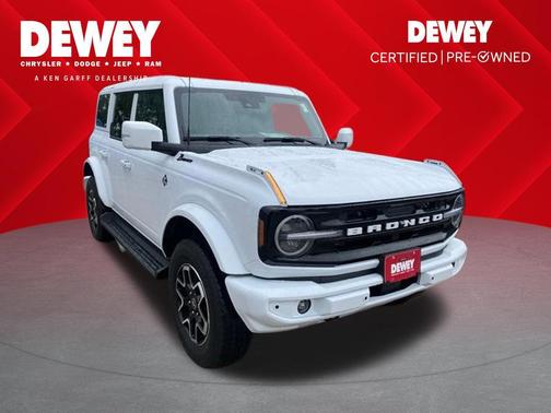 Oxford White 2025 Ford Bronco Outer Banks